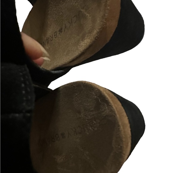 Lucky Brand Women's Karston BLK Suede Ankle Strap Wedge Heeled Sandals US 10M - Picture 11 of 13